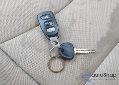 2013 Hyundai Elantra Gls из США, поврежденный, VIN 5NPDH4AE0DH247460